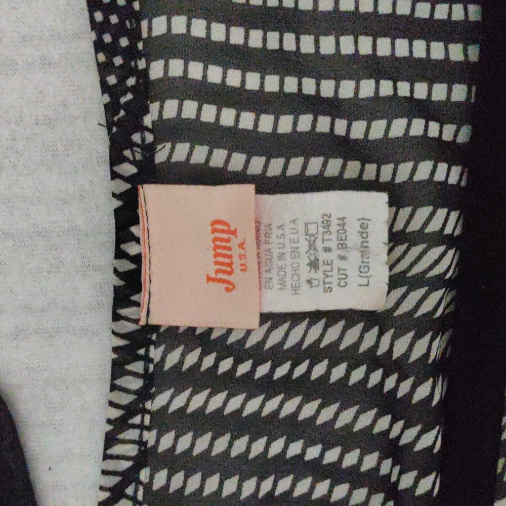 Women's Blouse - Picture 4 of 5